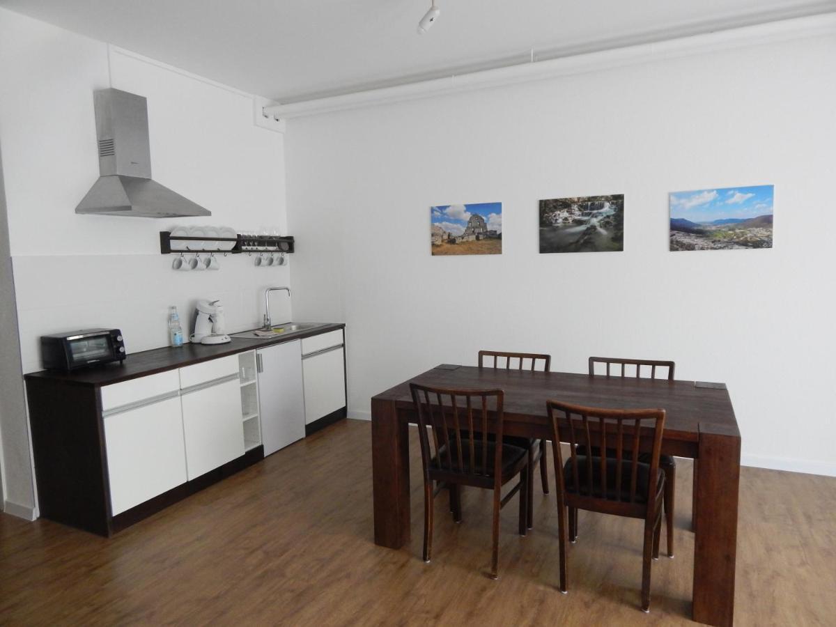 Free Apartment - Am Kurpark Bad Urach Exterior foto